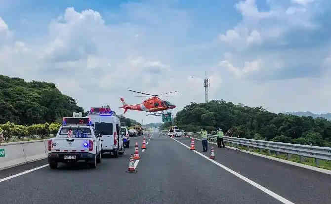 浉河区高速公路汽车救援案例